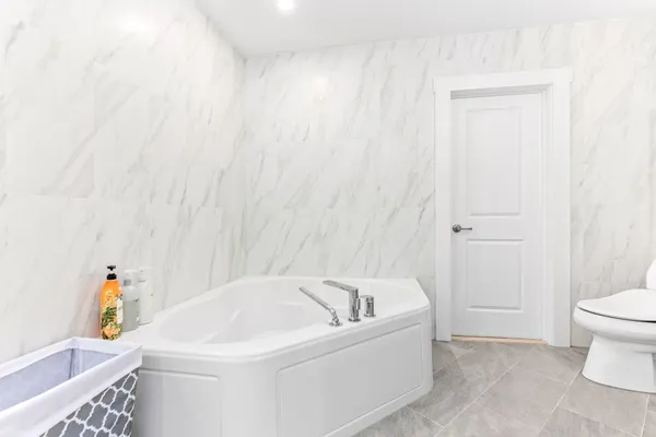 $1,750,000 | 11 Weeping Birches Lane, Thornton, NH 03285