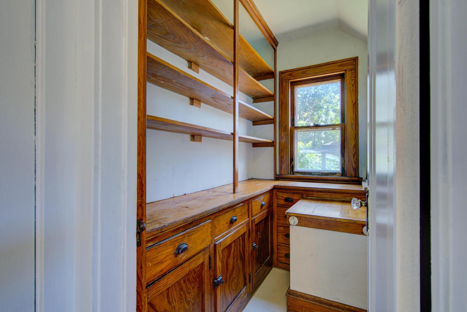 2724 North 53rd Street Milwaukee, WI 53210 - Photo 16 of 28 Pantry