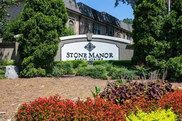 $2,450 | 6980 Roswell Road, Unit B6, Atlanta, GA 30328