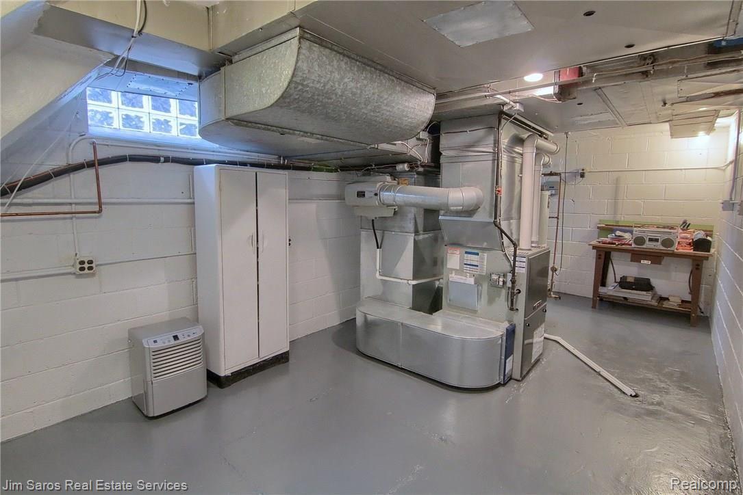 765 Middlesex Road Grosse Pointe, MI 48230 - Photo 31 of 38 Finished_Lower_Level_Furnace_Room.jpg