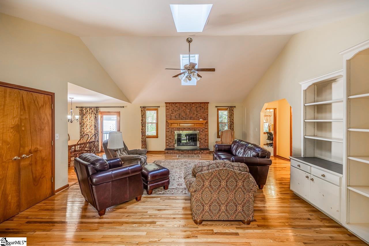 253 Fish Hawk Road Cleveland, SC 29635 - Photo 12 of 34 Gallery Image 12