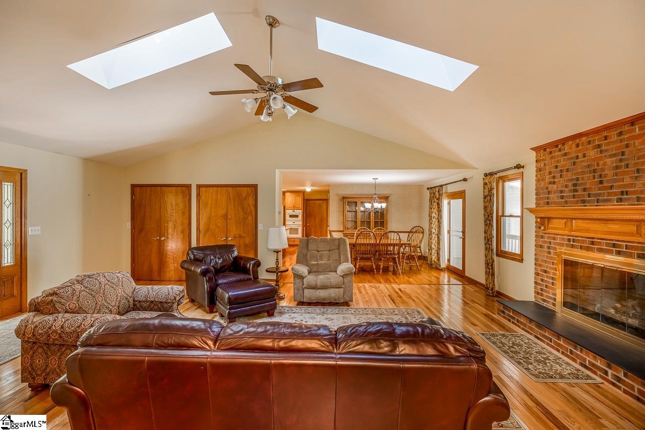 253 Fish Hawk Road Cleveland, SC 29635 - Photo 14 of 34 Gallery Image 14