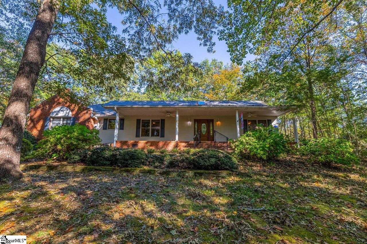 253 Fish Hawk Road Cleveland, SC 29635 - Photo 3 of 34 Gallery Image 3