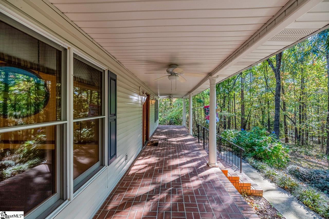 253 Fish Hawk Road Cleveland, SC 29635 - Photo 5 of 34 Gallery Image 5