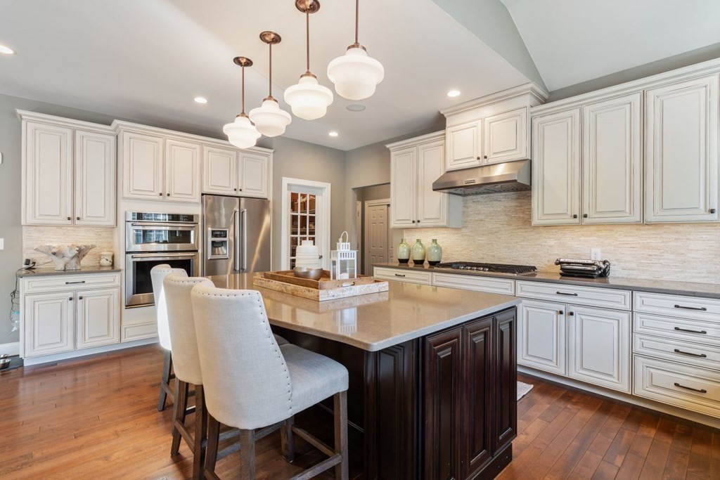30 Balancing Rock Road Canton, MA 02021 - Photo 3 of 41 Gallery Image 3
