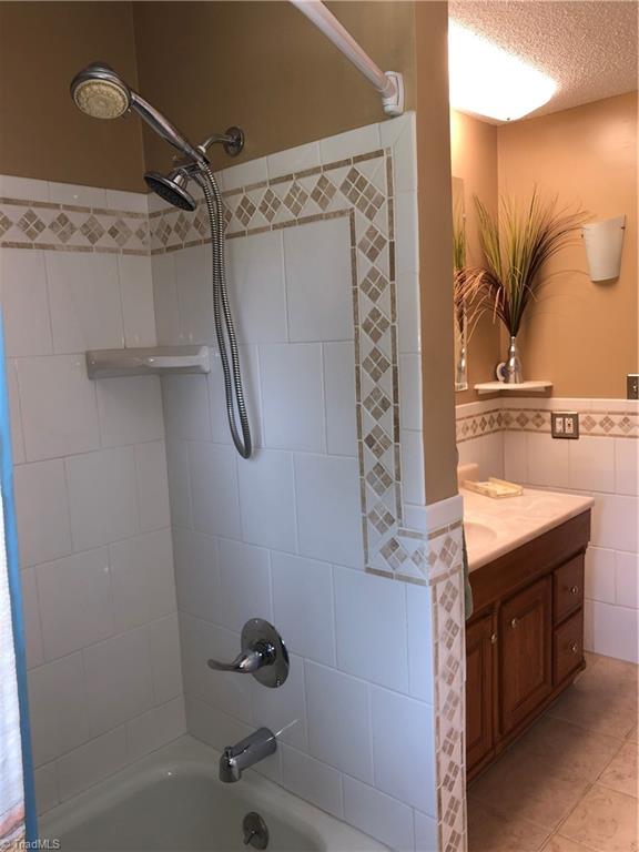116 Sagewood Road Jamestown, NC 27282 - Photo 17 of 38 Gallery Image 17