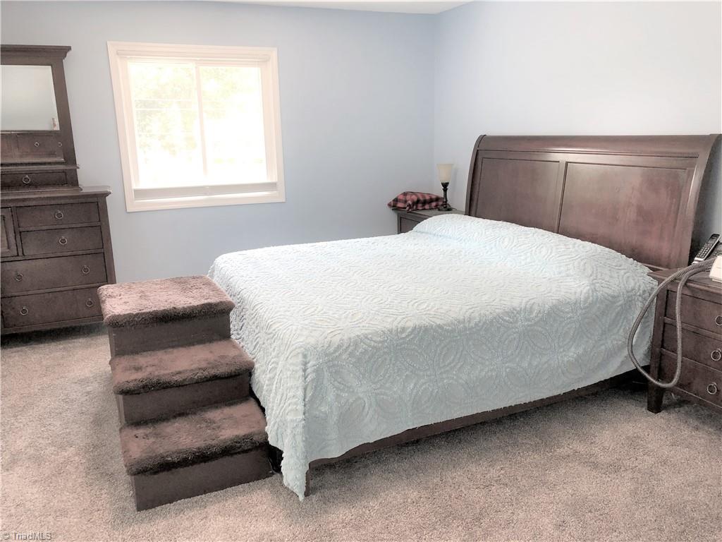 116 Sagewood Road Jamestown, NC 27282 - Photo 19 of 38 Gallery Image 19