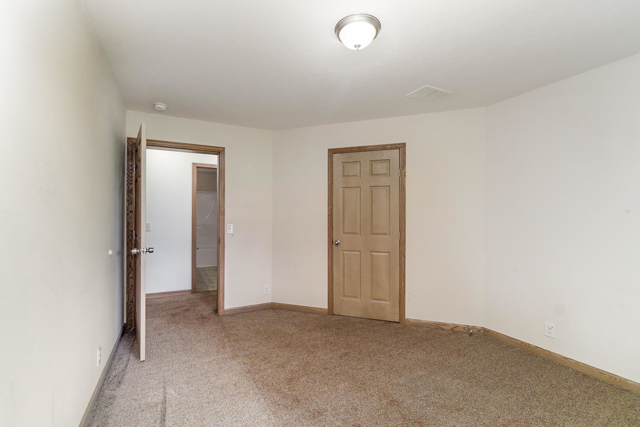 4446 Bay Arenac Line Road Pinconning, MI 48650 - Photo 22 of 40 50093510-21.JPG