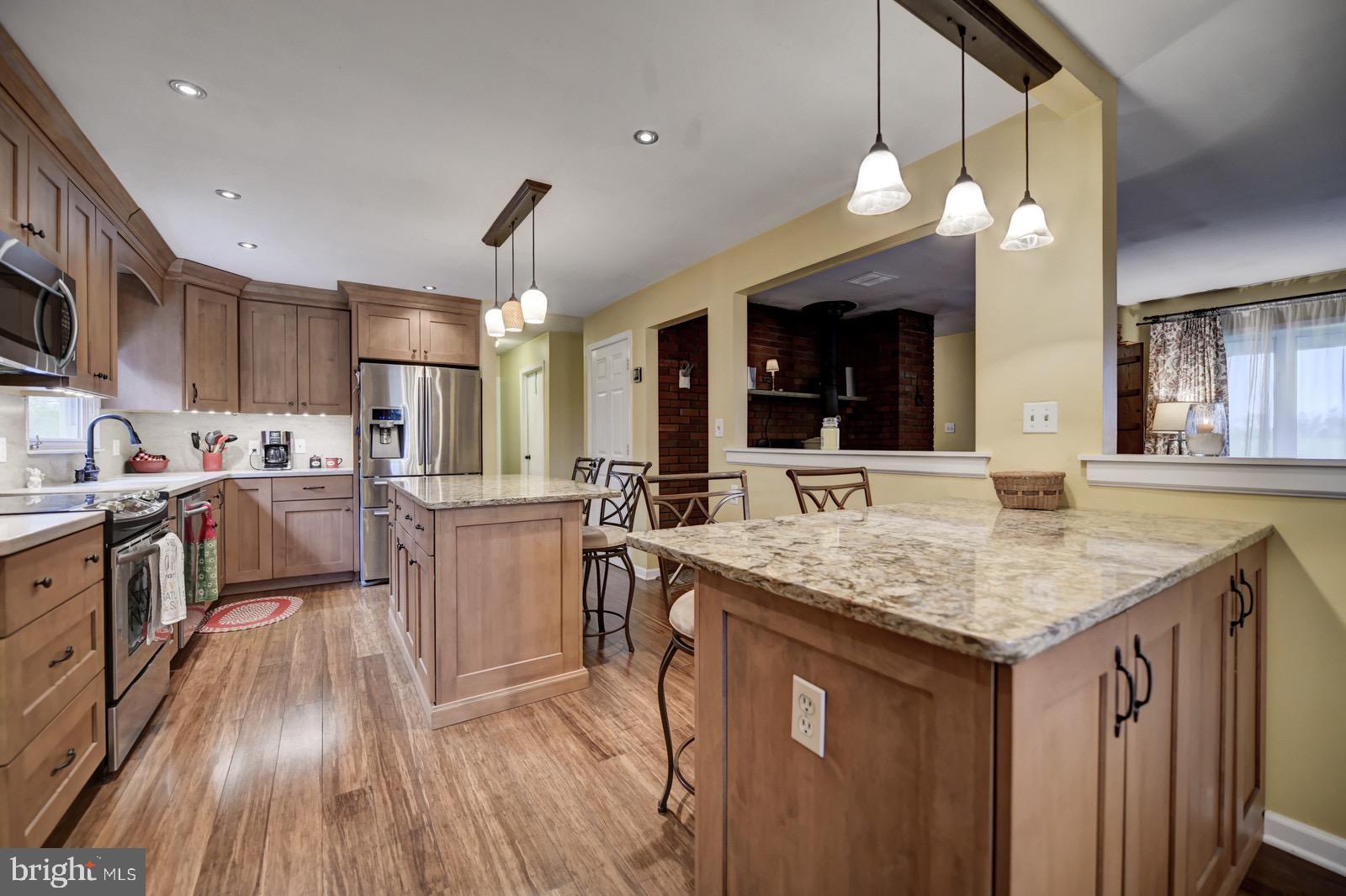 103 West Millstream Road Cream Ridge, NJ 08514 - Photo 12 of 40