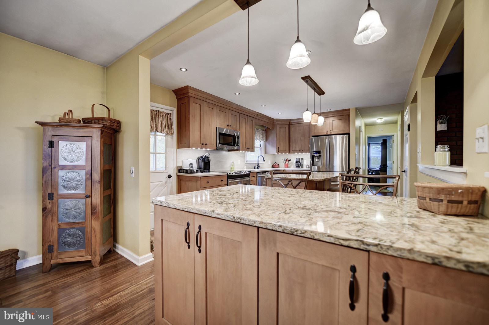 103 West Millstream Road Cream Ridge, NJ 08514 - Photo 13 of 40