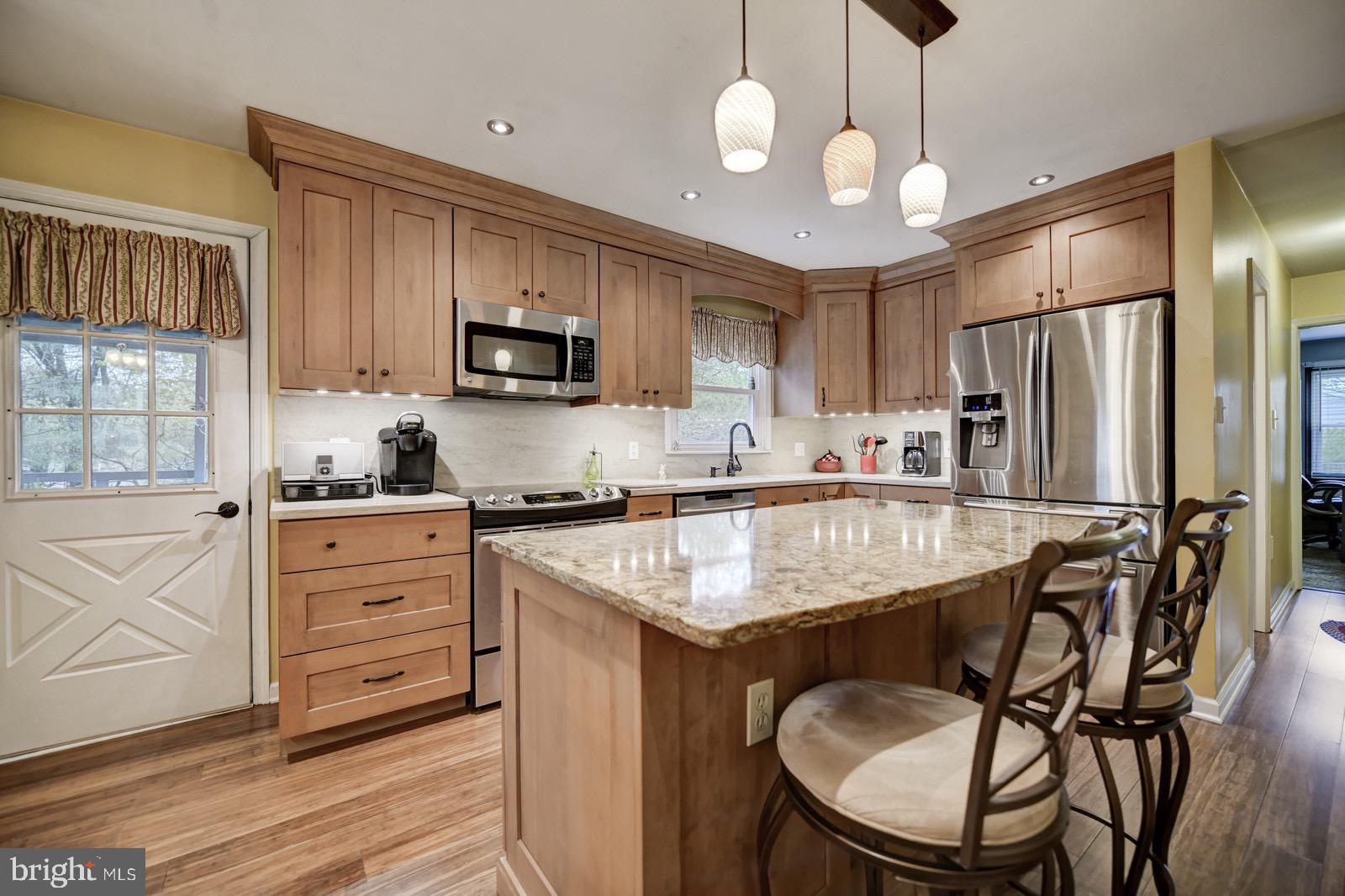 103 West Millstream Road Cream Ridge, NJ 08514 - Photo 15 of 40