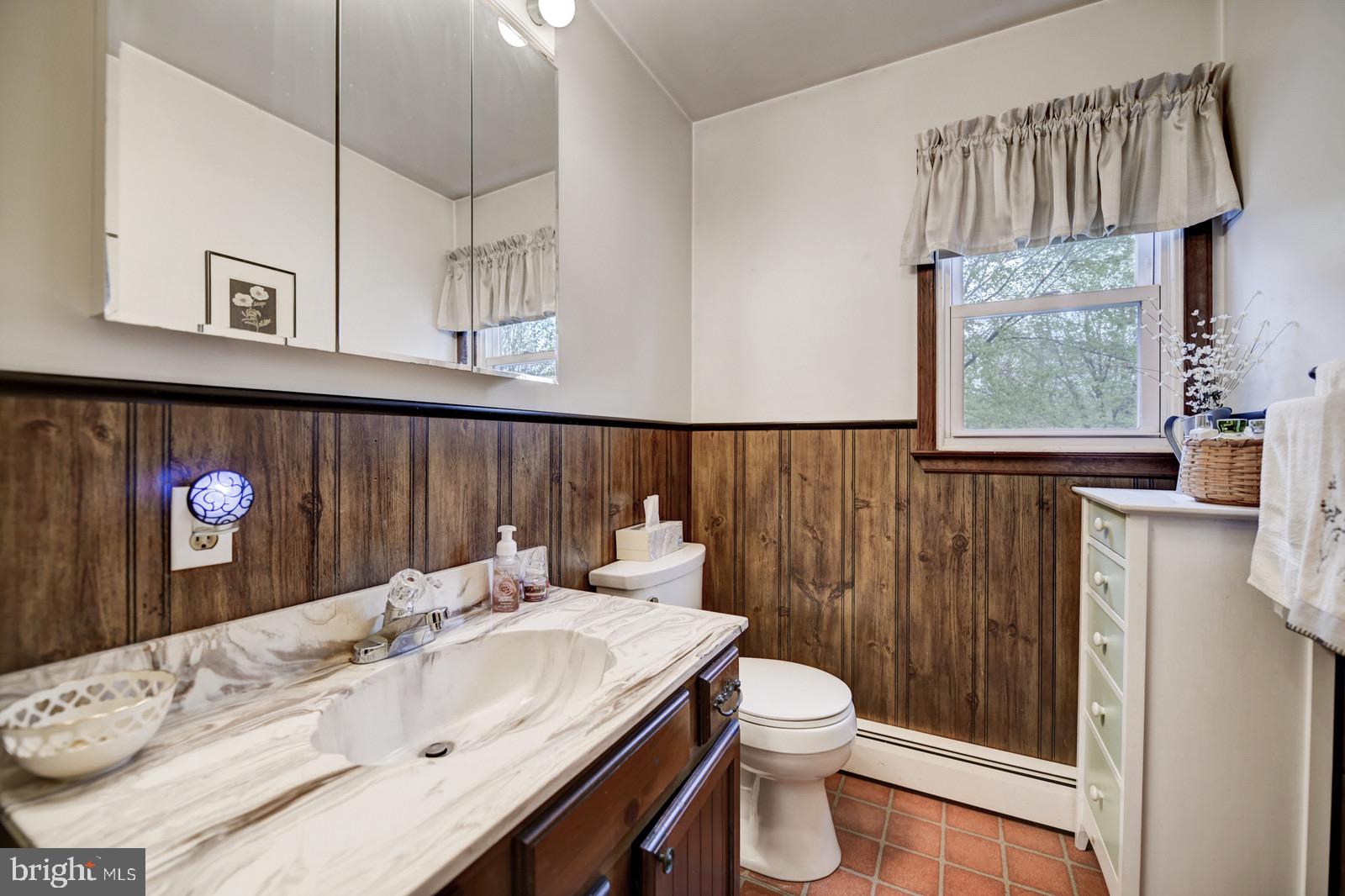 103 West Millstream Road Cream Ridge, NJ 08514 - Photo 18 of 40
