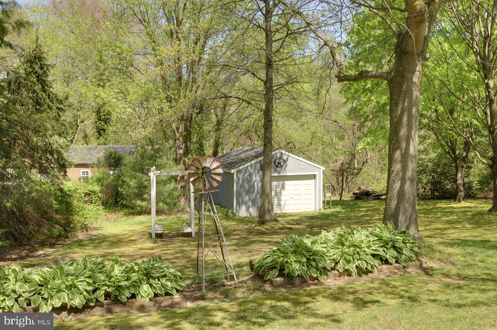 103 West Millstream Road Cream Ridge, NJ 08514 - Photo 36 of 40