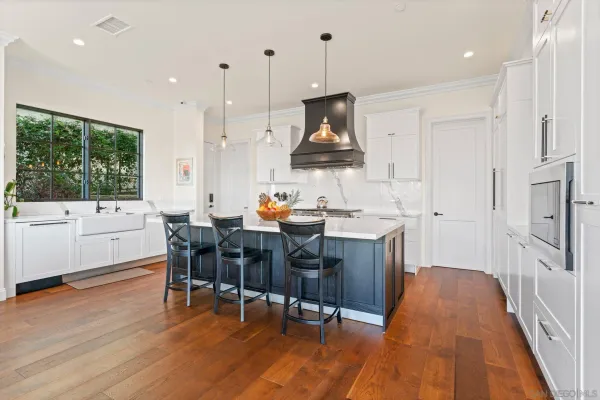 $5,875,000 | 13995 Mira Montana Drive, Del Mar, CA 92014