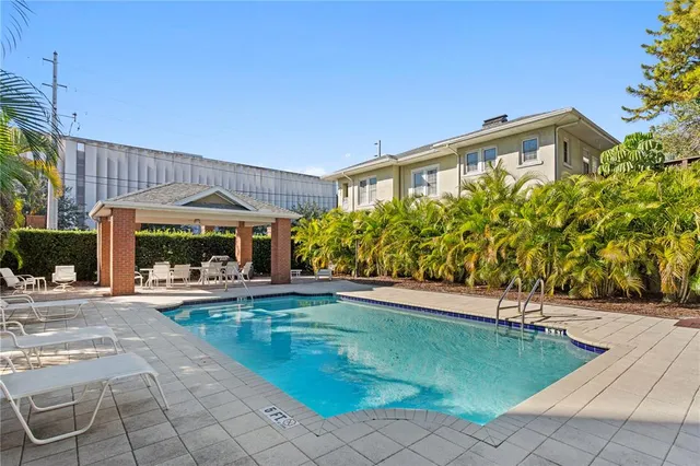 $1,125,000 | 350 2nd Street North, Unit 6, St. Petersburg, FL 33701
