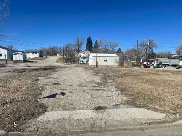 $195,000 | 570 South Wyoming Avenue, Buffalo, WY 82834