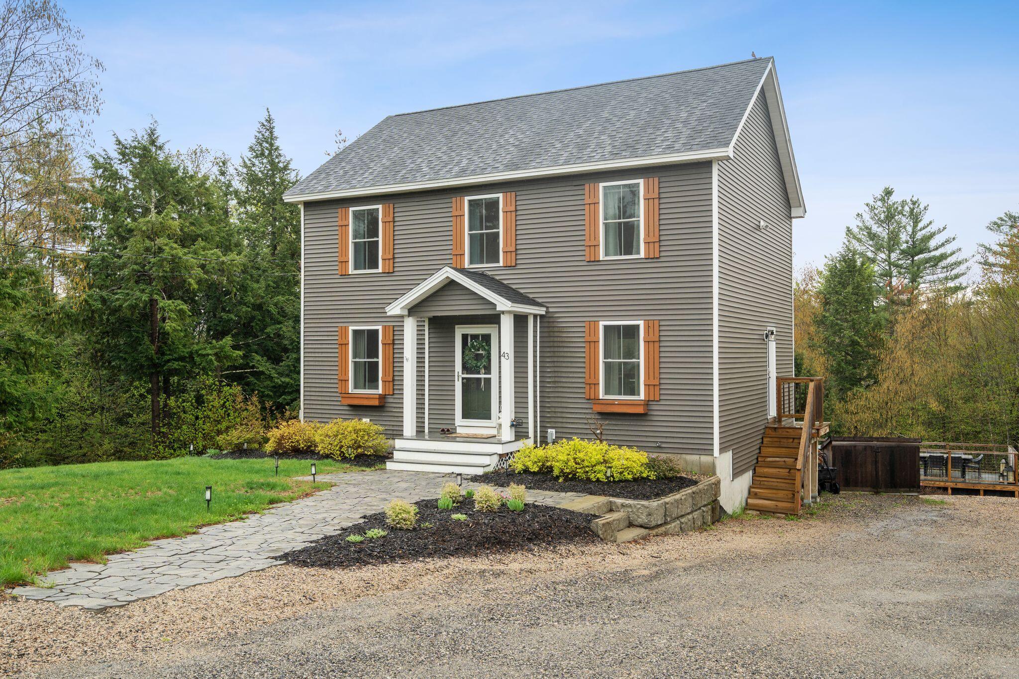 43 Spring Hill Rd Lebanon ME 02
