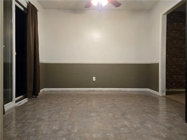 $234,900 | 400 Southeast 21st Street, Oak Grove, MO 64075