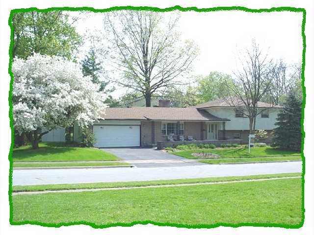 2271 Shoreham Road Upper Arlington, OH 43220 - Photo 1 of 9