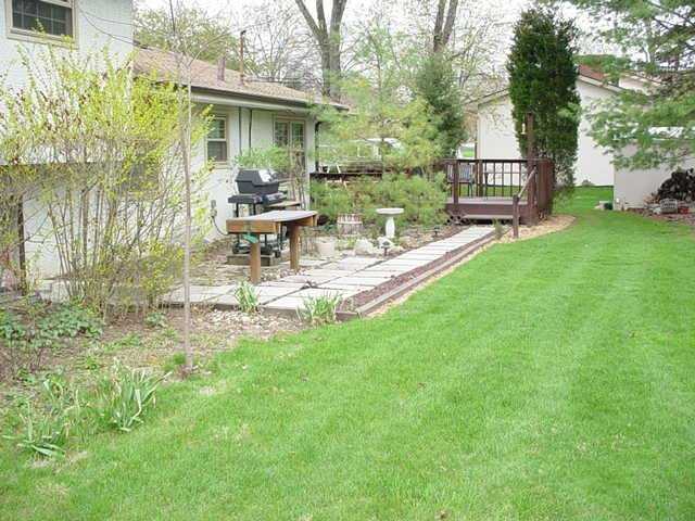 2271 Shoreham Road Upper Arlington, OH 43220 - Photo 4 of 9