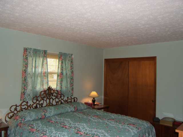 2271 Shoreham Road Upper Arlington, OH 43220 - Photo 8 of 9