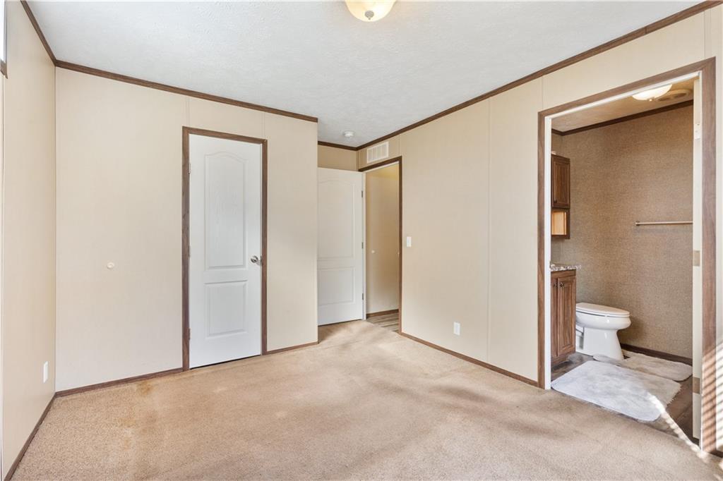 204 Castle Road Washington, PA 15301 - Photo 21 of 29 Gallery Image 21