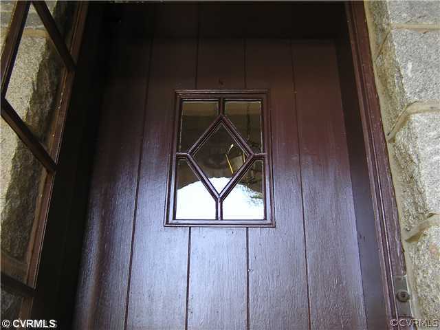 4515 Butte Road Richmond, VA 23235 - Photo 3 of 15 a view of a door