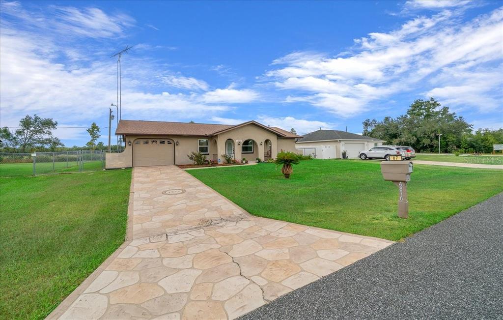 4870 Southwest 147 Loop Ocala, FL 34473 - Photo 10 of 62 Gallery Image 10