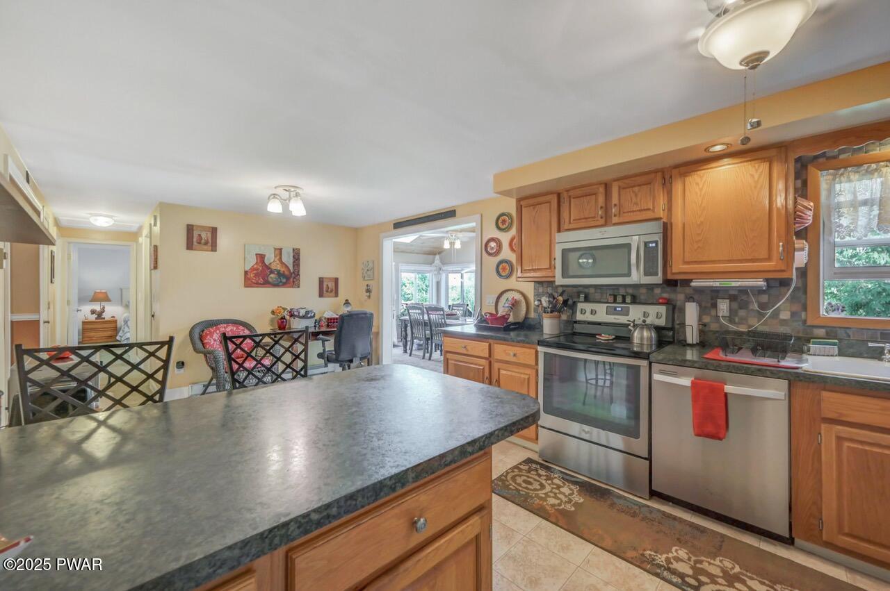 97 Ridgeview Drive Lake Ariel, PA 18436 - Photo 17 of 64
