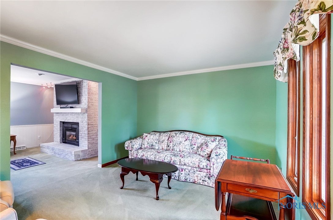 7040 Windy Hill Road Maumee, OH 43537 - Photo 6 of 48 Gallery Image 6