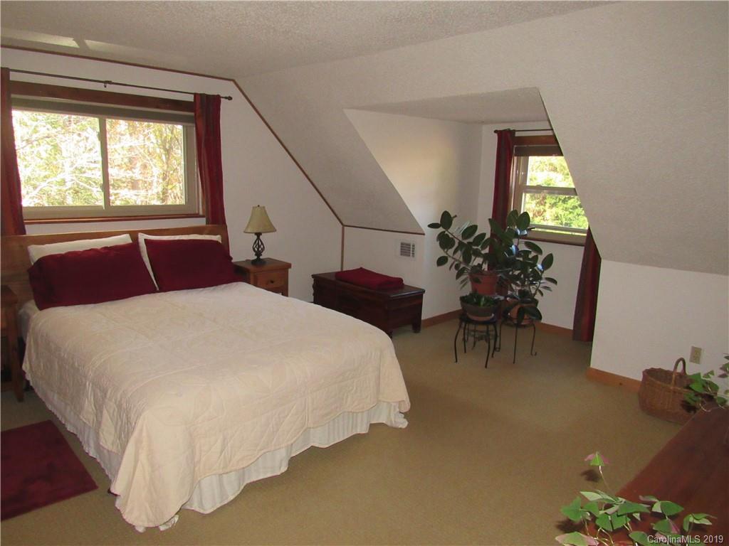 269 Sunset Ridge Road Clyde, NC 28721 - Photo 27 of 41
