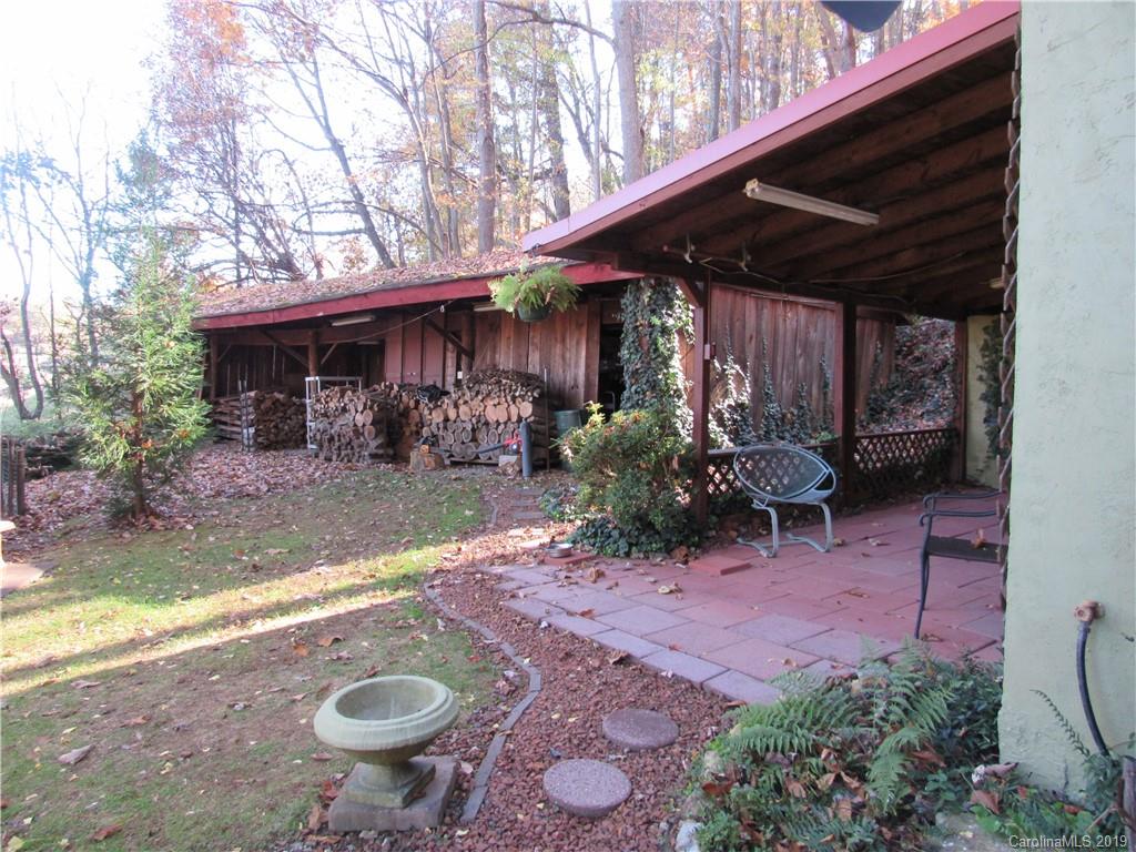 269 Sunset Ridge Road Clyde, NC 28721 - Photo 4 of 41