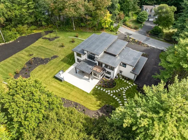 $4,585,000 | 68 Locust Lane, Needham, MA 02492