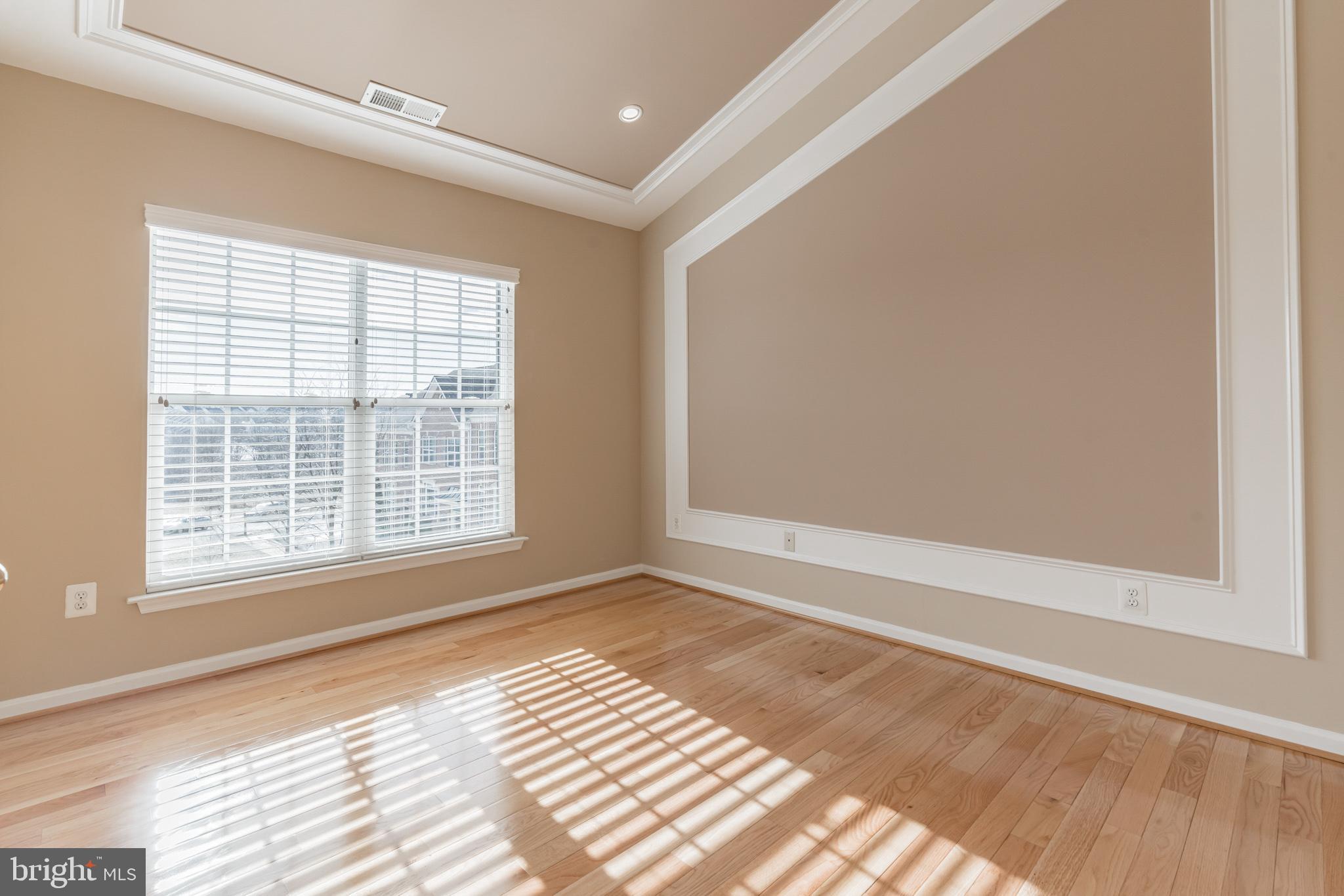 12230 Cypress Spring Road Clarksburg, MD 20871 - Photo 4 of 30 Gallery Image 4