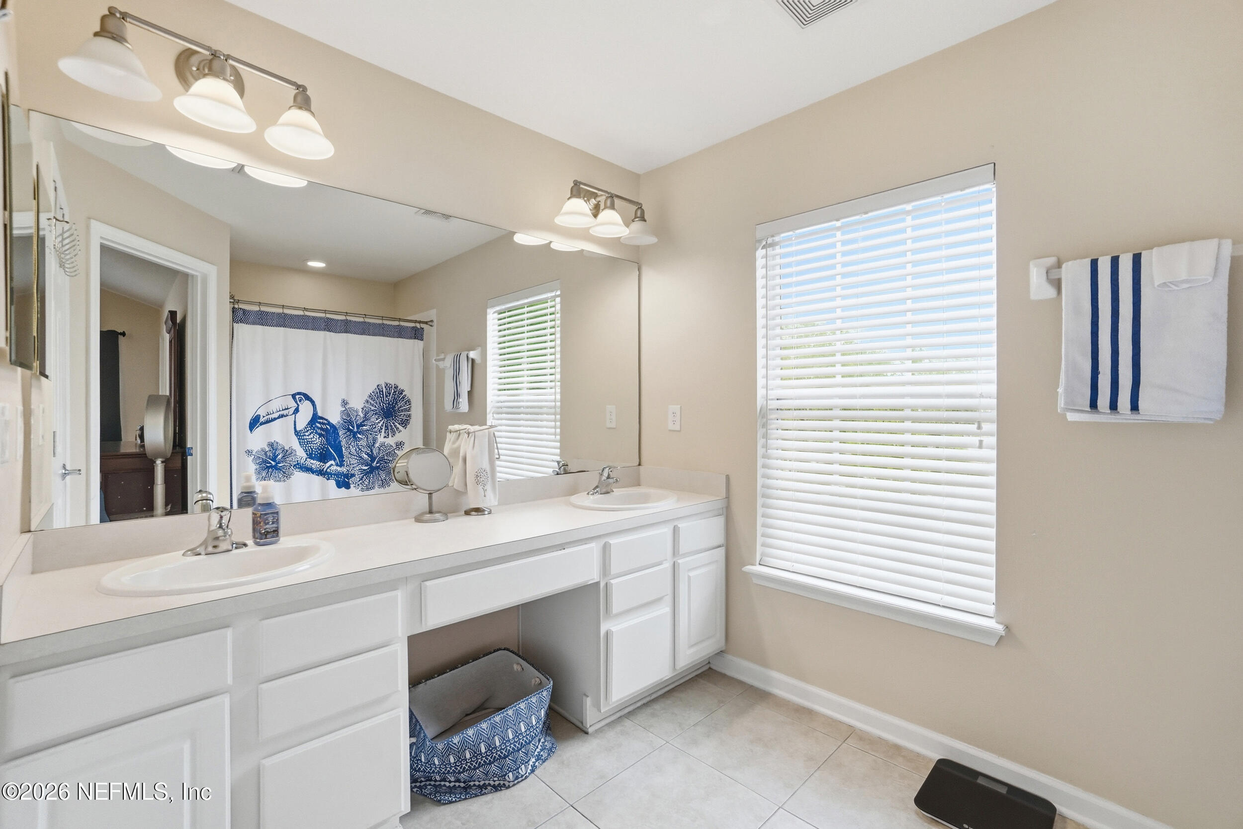 4141 Rolling Ridge Way Jacksonville, FL 32216 - Photo 15 of 33 Primate Bathroom