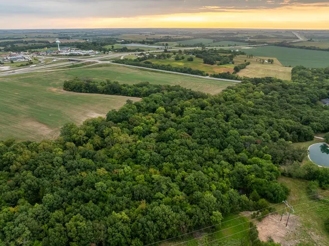 $115,440 | 13 Hwy Highway, Higginsville, MO 64037