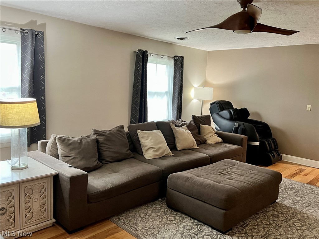 32151 Avon Road Avon, OH 44011 - Photo 6 of 7 Gallery Image 6