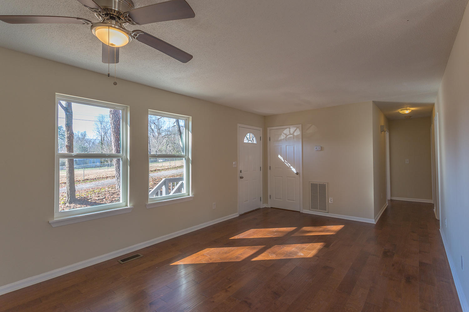 3411 Massengale Road Chattanooga, TN 37419 - Photo 8 of 58 3411 MassengaleHD-27 - Copy - Copy