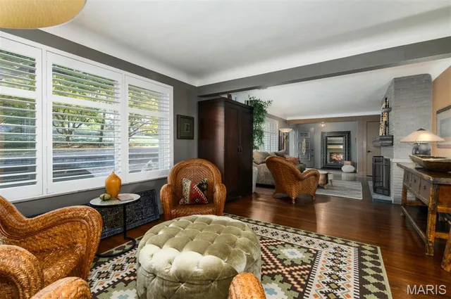 $845,000 | 3 Grantview Lane, St. Louis, MO 63123