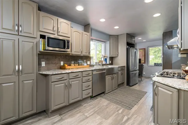 $845,000 | 3 Grantview Lane, St. Louis, MO 63123