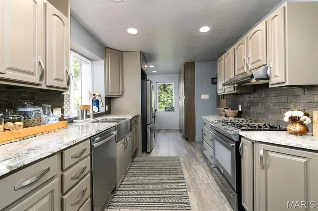 $845,000 | 3 Grantview Lane, St. Louis, MO 63123