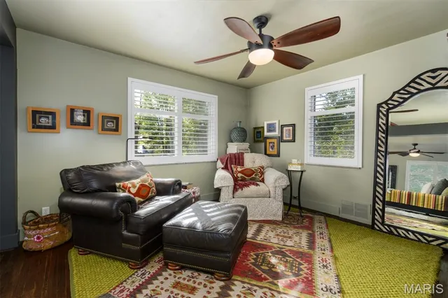 $845,000 | 3 Grantview Lane, St. Louis, MO 63123