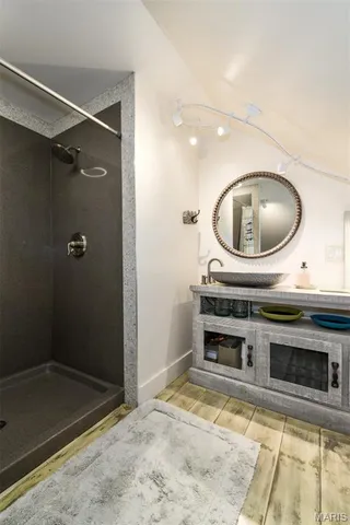 $845,000 | 3 Grantview Lane, St. Louis, MO 63123