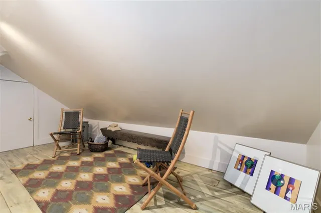 $845,000 | 3 Grantview Lane, St. Louis, MO 63123