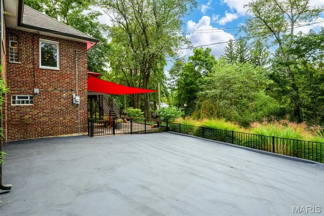 $845,000 | 3 Grantview Lane, St. Louis, MO 63123