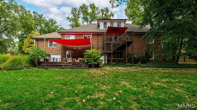 $845,000 | 3 Grantview Lane, St. Louis, MO 63123