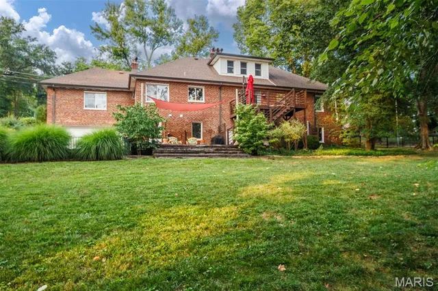 $845,000 | 3 Grantview Lane, St. Louis, MO 63123