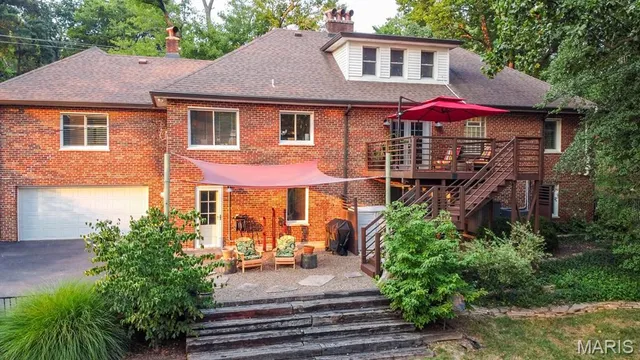 $845,000 | 3 Grantview Lane, St. Louis, MO 63123
