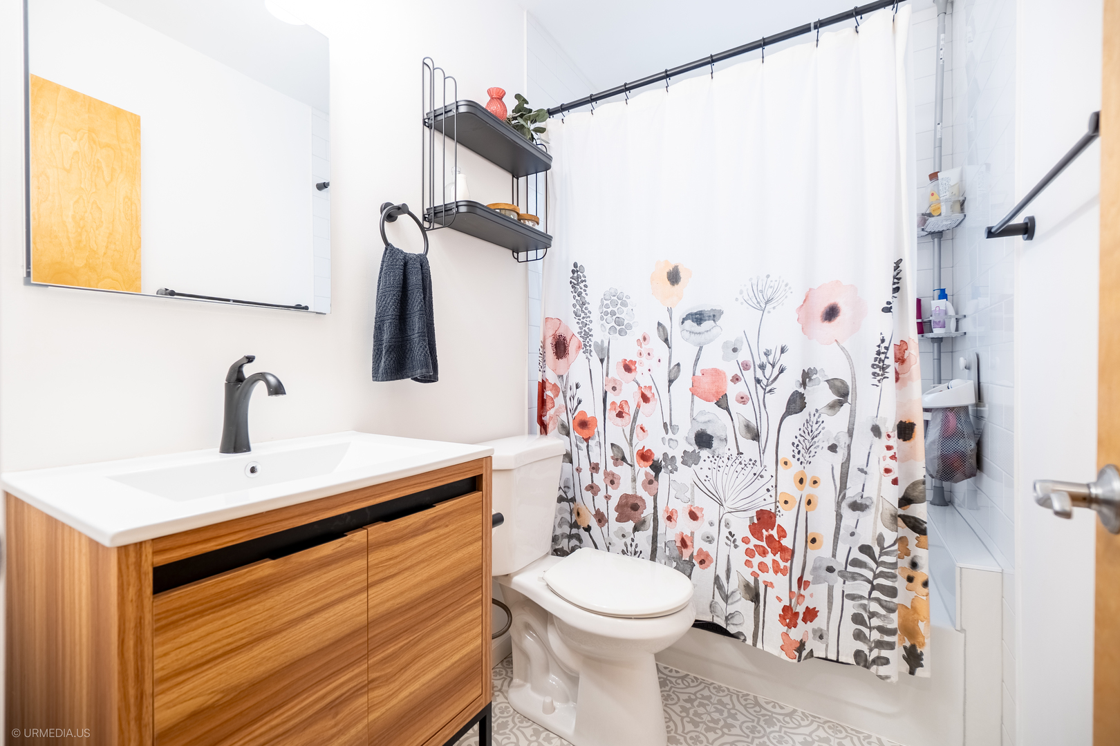 1231 West Greenleaf Avenue, Unit 2 Chicago, IL 60626 - Photo 18 of 25