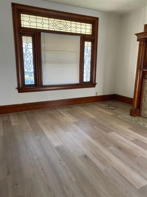 243 South Chestnut Street Pittsburgh, PA 15202 - Photo 4 of 19 a view of an empty room with wooden floor and a window